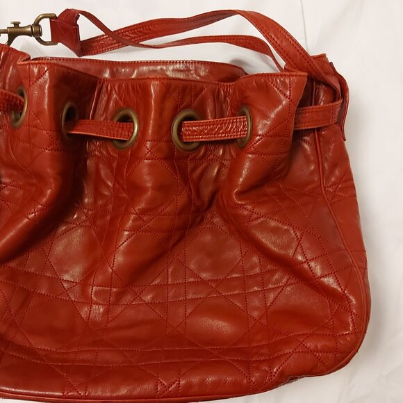 Christian Dior Red Cannage Drawstring Shoulder Bag - Picture 2 of 13